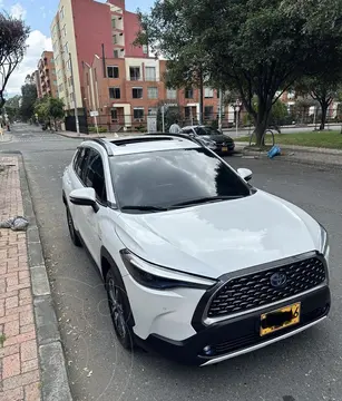 Toyota Corolla Cross HEV SEG usado (2023) color Blanco precio $140.000.000