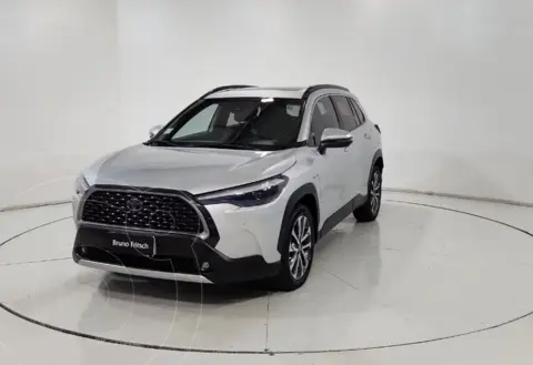 Toyota Corolla Cross Hibrido 1.8L SEG usado (2021) color Plata financiado en cuotas(pie $3.900.000)