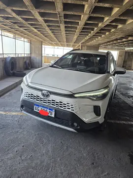 Toyota Corolla Cross 2.0 XLi CVT usado (2024) color Blanco Perla precio $5.000.000