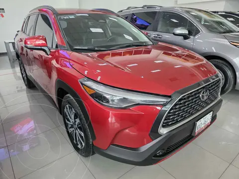 Toyota Corolla Cross XLE usado (2024) color Rojo financiado en mensualidades(enganche $129,000 mensualidades desde $10,892)