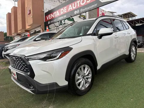 Toyota Corolla Cross LE usado (2024) color Blanco precio $479,999