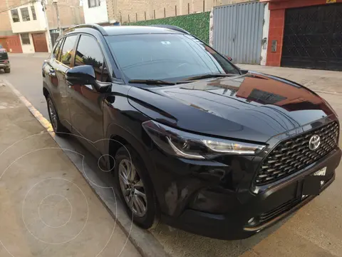 Toyota Corolla Cross 2.0L Full CVT usado (2023) color Negro precio u$s22,000