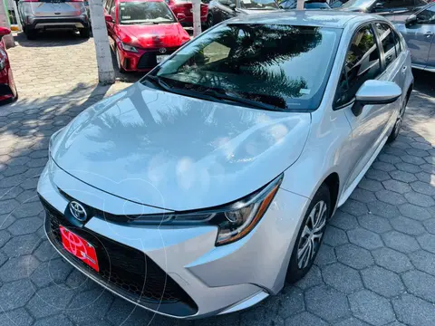 Toyota Corolla HEV Hybrid usado (2022) color Plata financiado en mensualidades(enganche $98,631 mensualidades desde $8,761)