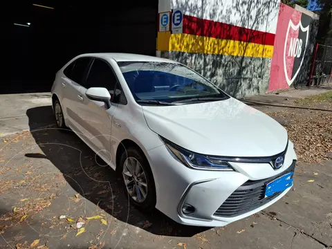 Toyota Corolla Hybrid 1.8 XE-I eCVT usado (2023) color Blanco Perla precio $35.000.000