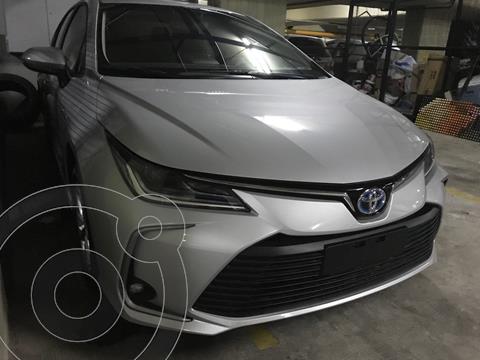 foto Toyota Corolla Hybrid 1.8 XE-I eCVT usado (2021) color Gris Plata precio $3.555.000