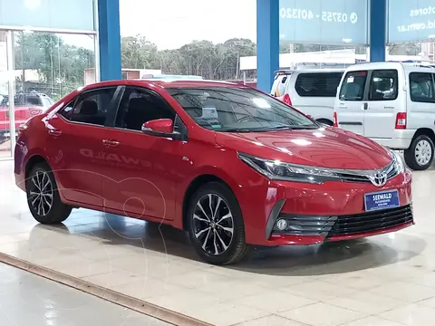 Toyota Corolla 1.8 SE-G CVT usado (2017) color Rojo precio $6.300.000
