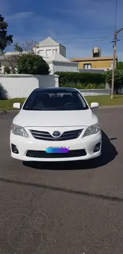 Toyota Corolla 1.8 XEi usado (2013) color Blanco precio u$s9.300