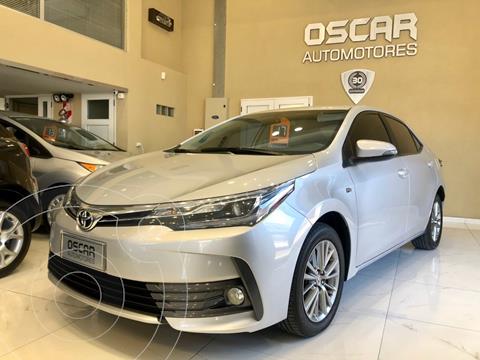foto Toyota Corolla 1.8 XEi CVT usado (2017) color Gris Plata precio $2.689.000