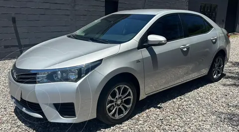 Toyota Corolla 1.8 XLi usado (2015) color Gris precio $22.800.000