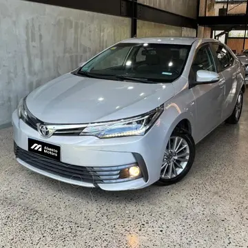Toyota Corolla 1.8 XEi CVT usado (2018) color Gris precio u$s17.500