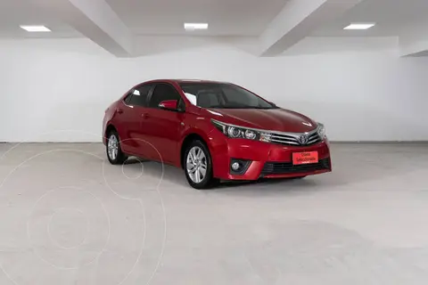 Toyota Corolla 1.8 XEi Pack CVT usado (2015) color Rojo precio u$s14.500