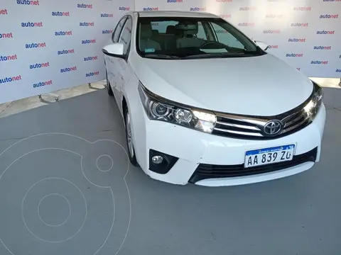 Toyota Corolla COROLLA 1.8 XEI L/14 CVT usado (2017) color Blanco precio $25.500.000