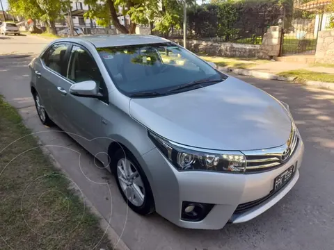 foto Toyota Corolla 1.8 XEi usado (2016) color Gris precio $6.000.000
