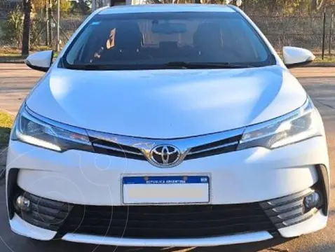 Toyota Corolla 1.8 SE-G CVT usado (2017) color Blanco Perla precio u$s20.000