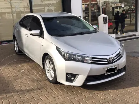 Toyota Corolla 1.8 XEi Aut usado (2014) color Gris Plata  precio $16.300.000