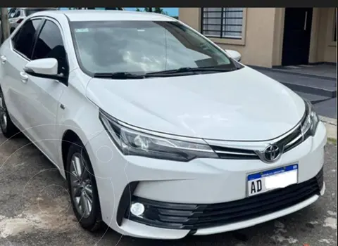 Toyota Corolla 1.8 XEi Pack CVT usado (2019) color Blanco Perla precio $27.800.000