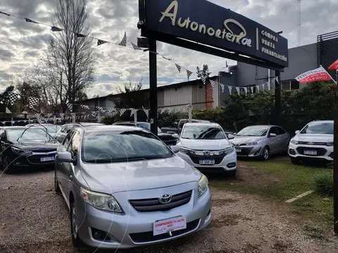Toyota Corolla 1.8 XEi usado (2009) color Gris precio $12.500.000
