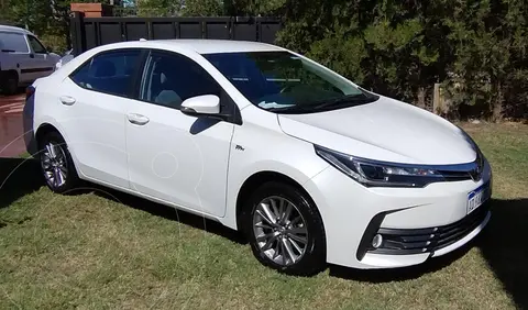 Toyota Corolla 1.8 XEi CVT usado (2019) color Blanco precio $6.100.000