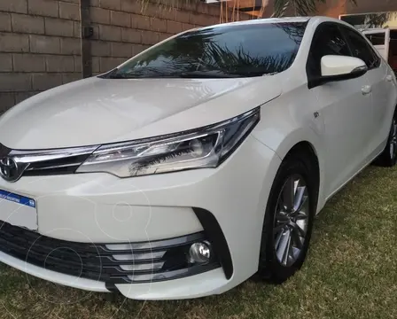 Toyota Corolla 1.8 XEi Pack CVT usado (2017) color Blanco precio $5.000.000