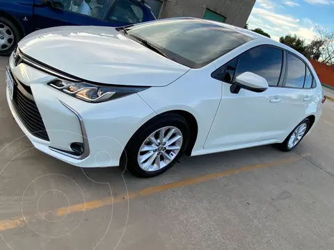 Toyota Corolla 2.0 XL-I usado (2020) color Blanco Perla precio $5.200.000