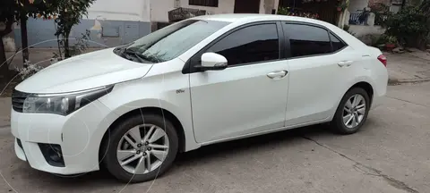 Toyota Corolla 1.8 XEi Pack usado (2015) color Blanco precio $3.000.000
