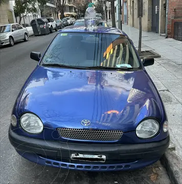 Toyota Corolla 1.6 XLi Aut usado (1998) color Azul precio $7.500.000