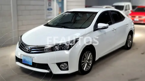 Toyota Corolla 1.8 SE-G usado (2014) color Blanco precio $15.499.000
