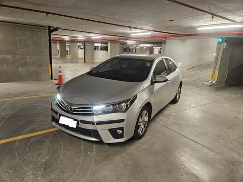 Toyota Corolla 1.8 XEi Pack Aut usado (2015) color Plata precio u$s16.000