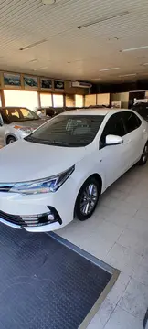 Toyota Corolla 1.8 XEi CVT usado (2018) color Blanco precio $26.000.000
