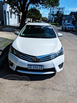 foto Toyota Corolla 1.8 XEi CVT usado (2017) color Blanco precio $2.000.000