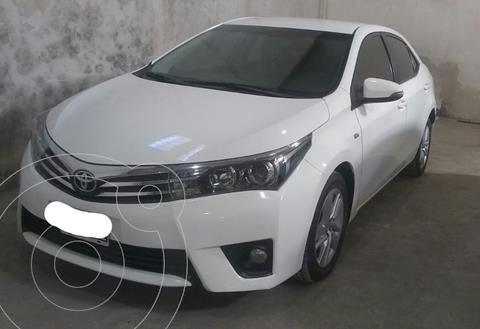 foto Toyota Corolla 1.8 XEi Pack usado (2014) color Blanco precio $1.680.000