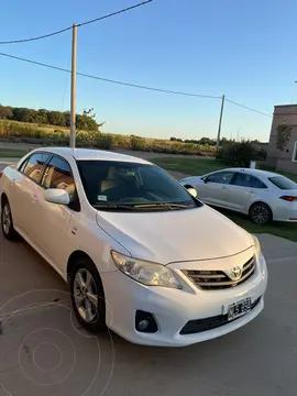 Toyota Corolla 1.8 XEi usado (2014) color Blanco precio $11.600.000