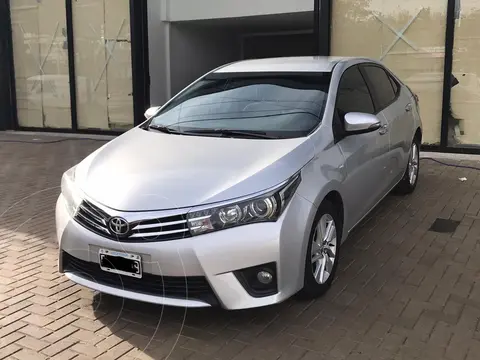 Toyota Corolla 1.8 XEi Aut usado (2014) color Gris Plata  precio $18.200.000