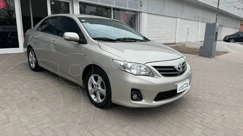 foto Toyota Corolla 1.8 XEi Pack usado (2013) color Gris precio $13.200.000