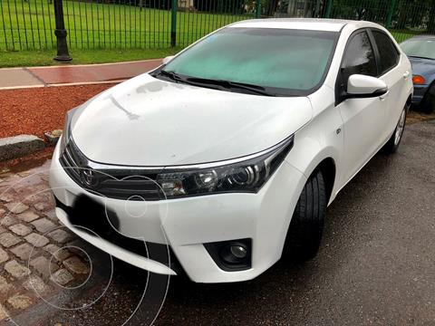 Toyota Corolla 1.8 XEi Pack usado (2014) color Blanco precio $1.680.000