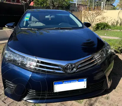 Toyota Corolla 1.8 XLi usado (2016) color Azul precio $19.500.000