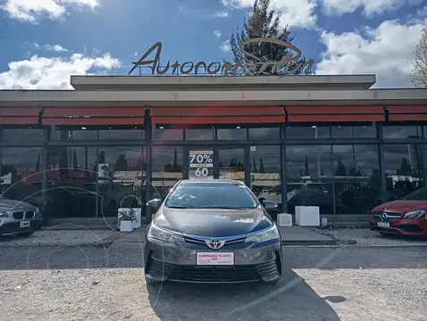 Toyota Corolla 1.8 XLi 2016-2017 usado (2017) color Gris precio u$s16.000