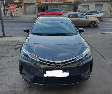 Toyota Corolla 1.8 XEi usado (2019) color Gris precio $22.500.000