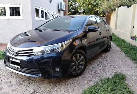 foto Toyota Corolla 1.8 XLi Aut usado (2015) color Azul precio $4.600.000
