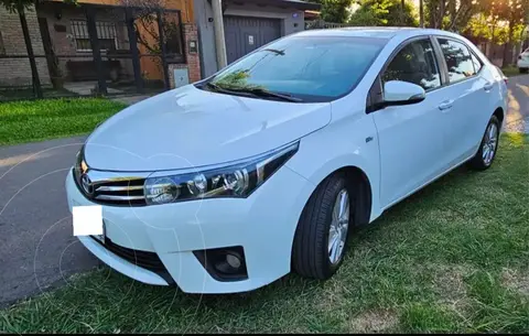 Toyota Corolla 1.8 XEi usado (2014) color Blanco precio $16.800.000