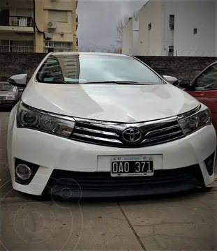 Toyota Corolla 1.8 XEi usado (2014) color Blanco precio $3.500.000