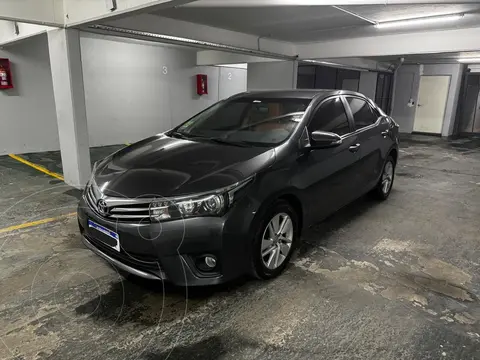Toyota Corolla 1.8 XEi Pack Aut 2016-2017 usado (2017) color Gris Oscuro precio $22.500.000