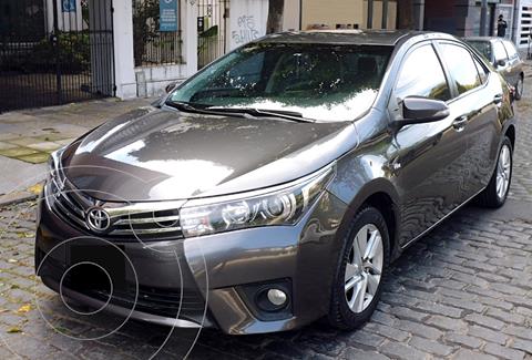 foto Toyota Corolla 1.8 XEi Pack CVT usado (2017) color Gris Oscuro precio $2.490.000