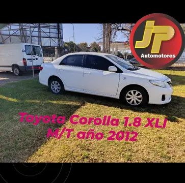 Toyota Corolla 1.8 XLi usado (2012) color Blanco precio $12.000.000
