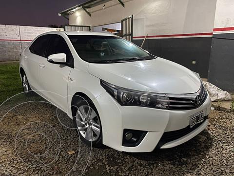 Toyota Corolla 1.8 XEi usado (2015) color Blanco precio $2.500.000