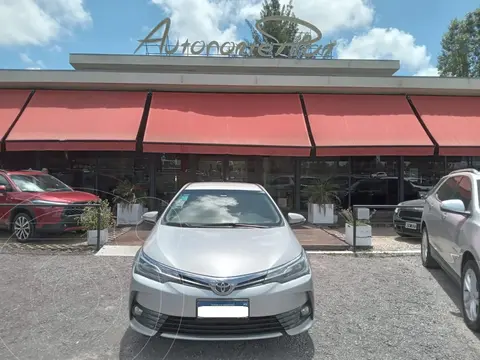 Toyota Corolla 1.8 XEi CVT usado (2018) color Gris precio $23.000.000