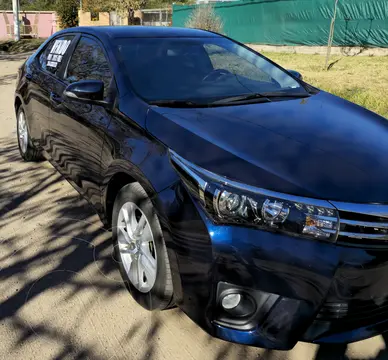 Toyota Corolla 1.8 XEi Pack CVT usado (2015) color Azul precio $23.000.000