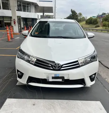 Toyota Corolla 1.8 XEi Pack Aut usado (2015) color Blanco Perla precio $22.900.000
