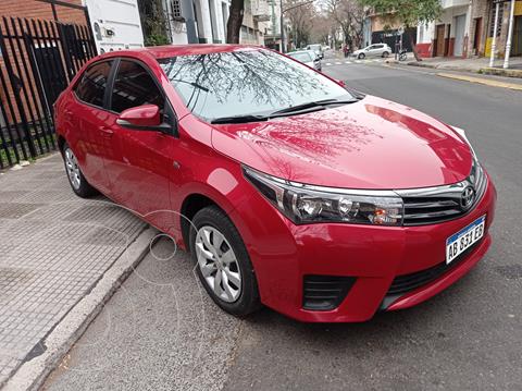 foto Toyota Corolla 1.8 XLi 2016-2017 usado (2017) color Rojo precio $1.950.000