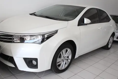 Toyota Corolla 1.8 XEi Pack CVT usado (2016) color Blanco Perla precio $6.650.000